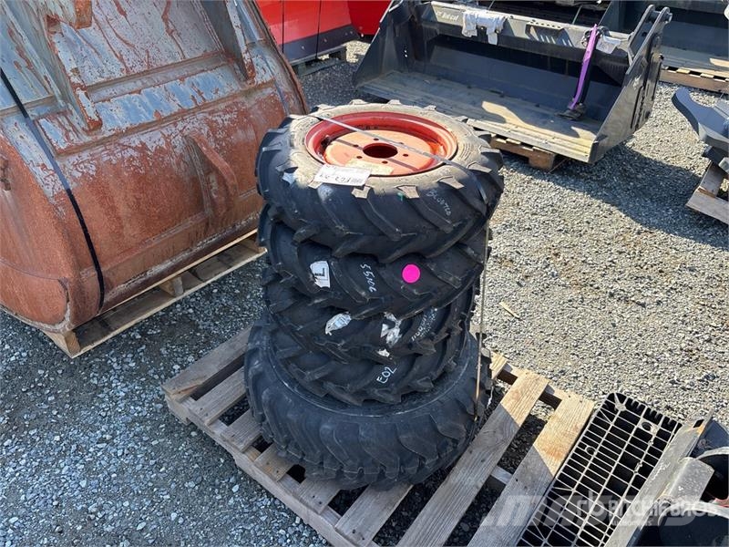 Quantity of (5) Tires 轮胎、车轮、轮圈