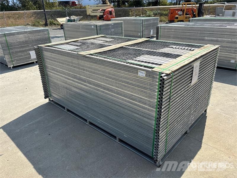  Quantity of (55) 9 ft 6 in x 6 ft Galvanized Premi Drugi deli