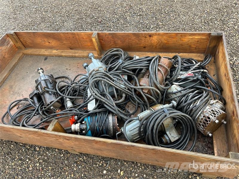  Quantity of (6) 2 in pumps مضخات المياه