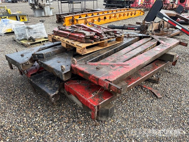  Quantity of (6) Trailer Bunks Transportes - Outros
