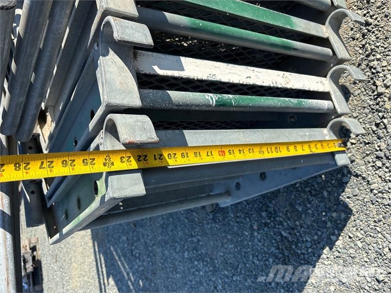 Quantity of (7) Stairs for Scaffolding Scaffolding equipment