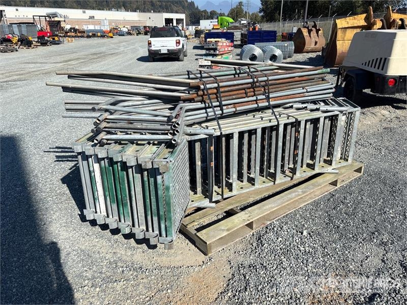 Quantity of (7) Stairs Scaffolding Stillads udstyr