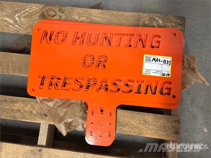  Quantity of (8)  SKLP SK-NHT8 Warning Signs (Unuse Otros componentes