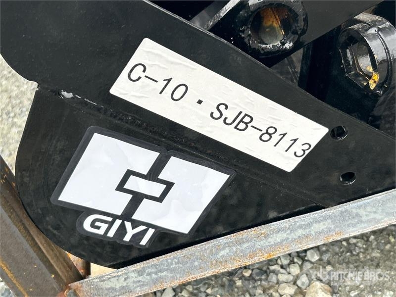  Quantity of (8)  VICSEC VCA-8 Mini Excavator Attac Egyéb alkatrészek