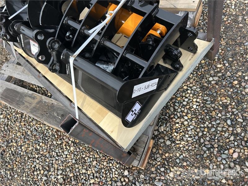  Quantity of (8)  VICSEC VCA-8 Mini Excavator Attac Otros componentes