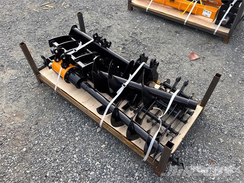 Quantity of (8) VICSEC VCA-8 Mini Excavator Attac Andre komponenter