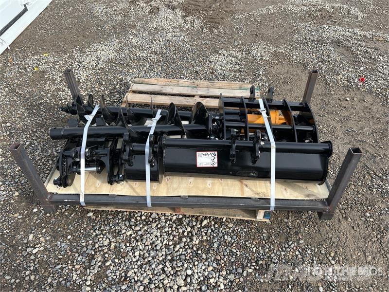  Quantity of (8)  VICSEC VCA-8 Mini Excavator Attac Otros componentes