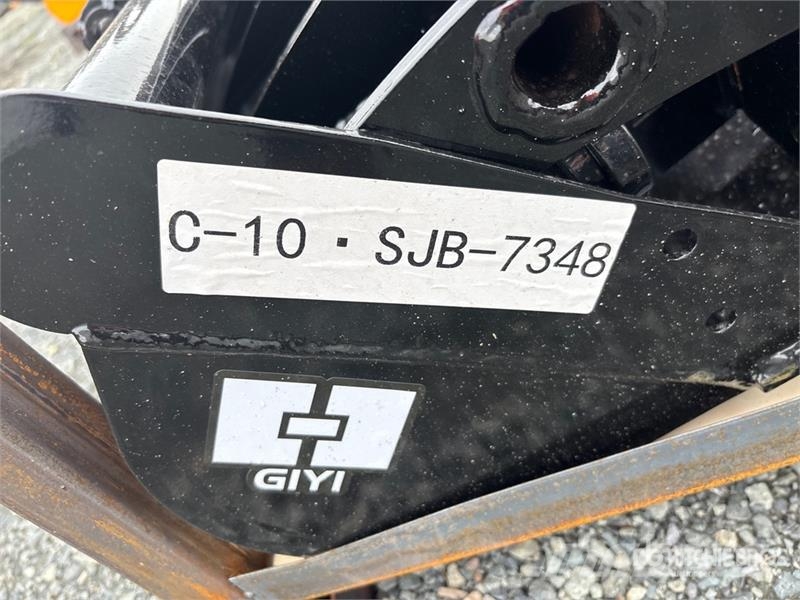 Quantity of (8) VICSEC VCA-8 Mini Excavator Attac Other components