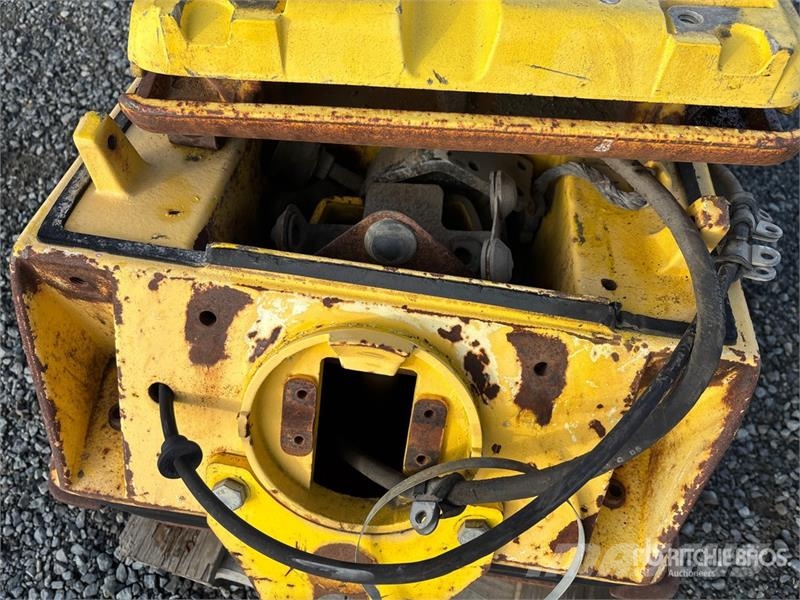  Quantity of Plate Compactor Parts مكونات أخرى