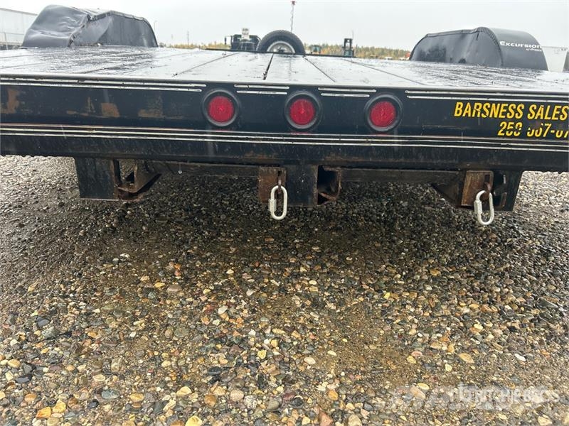 Rainbow 18 ft T/A Equipment Trailer Прицепы-Автовозы