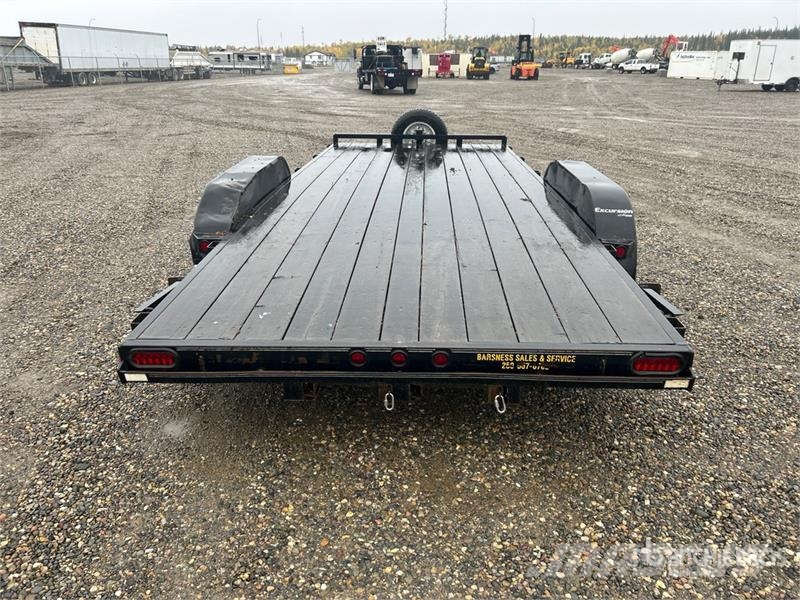 Rainbow 18 ft T/A Equipment Trailer Прицепы-Автовозы