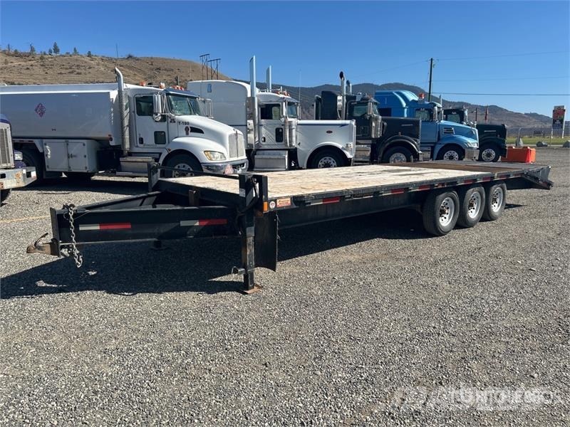 Rainbow 20 ft Tri/A Equipment Trailer Autotreilerid
