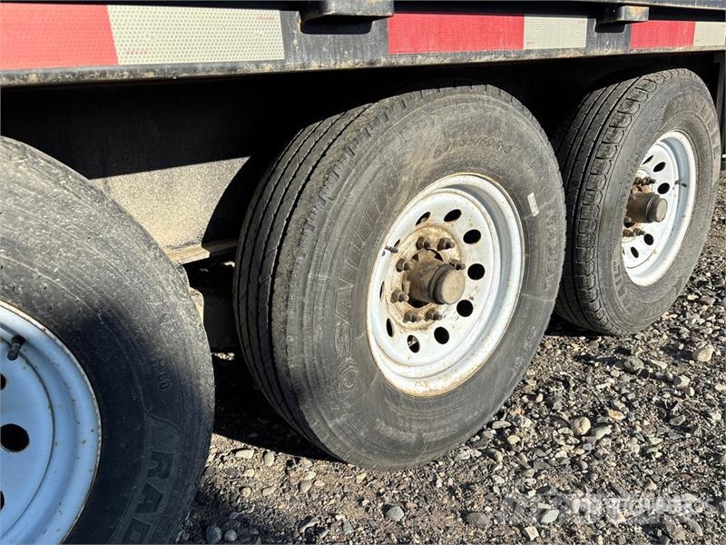 Rainbow 20 ft Tri/A Equipment Trailer 車輛運輸拖車