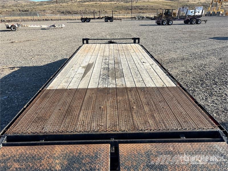 Rainbow 24 ft Tri/A Equipment Trailer Biltransportsläp