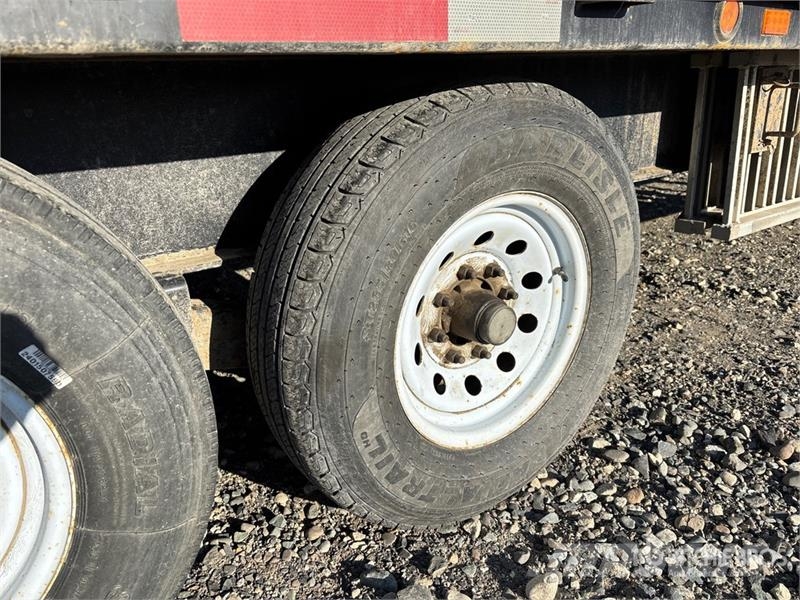 Rainbow 24 ft Tri/A Equipment Trailer Biltransportsläp