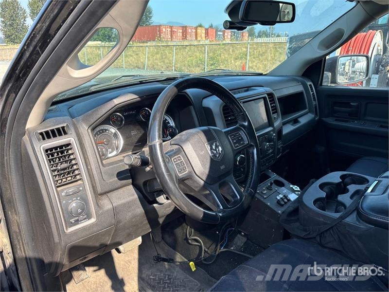 RAM 1500 Прочие фургоны