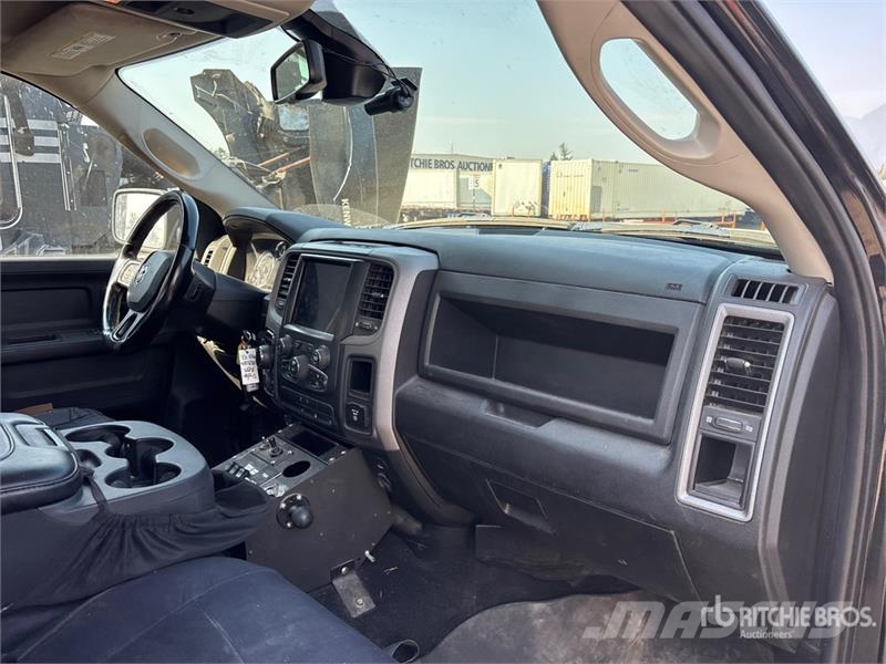RAM 1500 Прочие фургоны