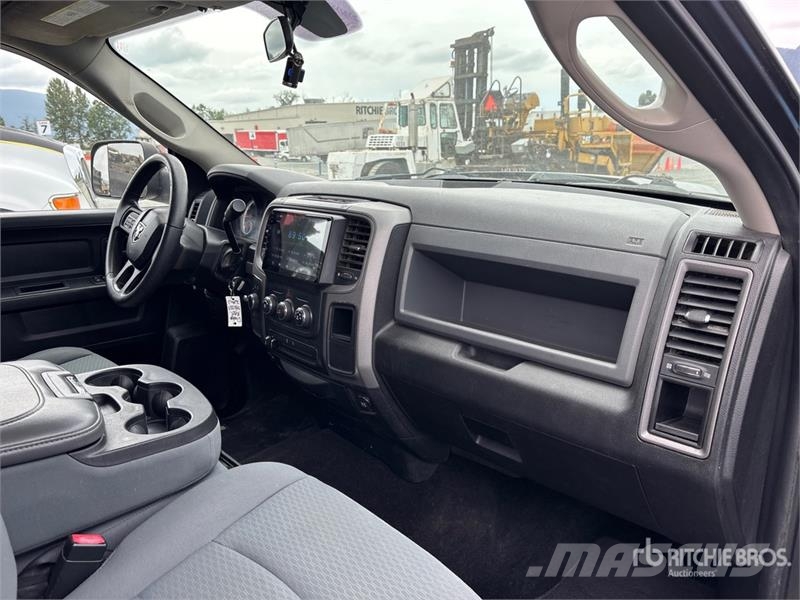 RAM 1500 Прочие фургоны