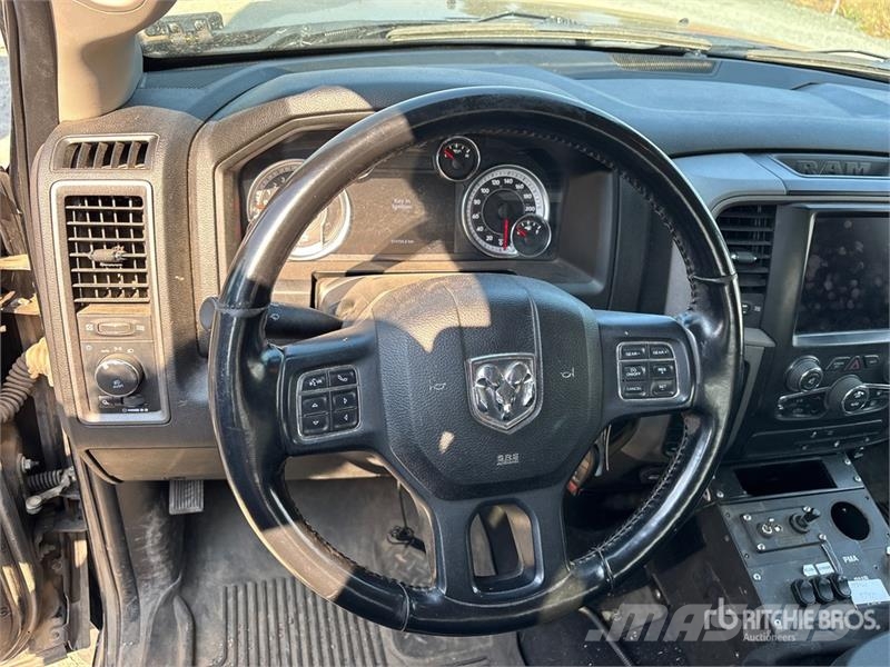 RAM 1500 Прочие фургоны