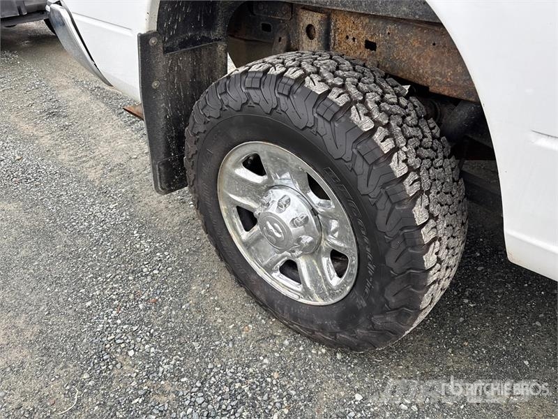 RAM 2500 4x4 Crew Cab Pickup Прочие фургоны