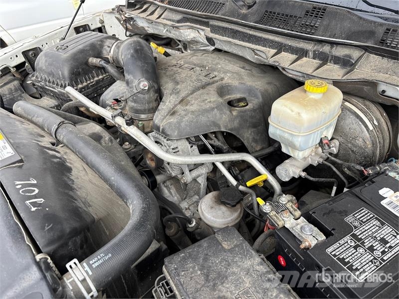 RAM 2500 4x4 Crew Cab Pickup Прочие фургоны