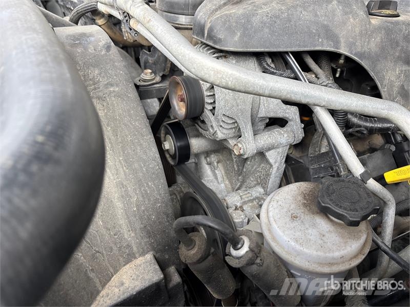 RAM 2500 4x4 Crew Cab Pickup Прочие фургоны