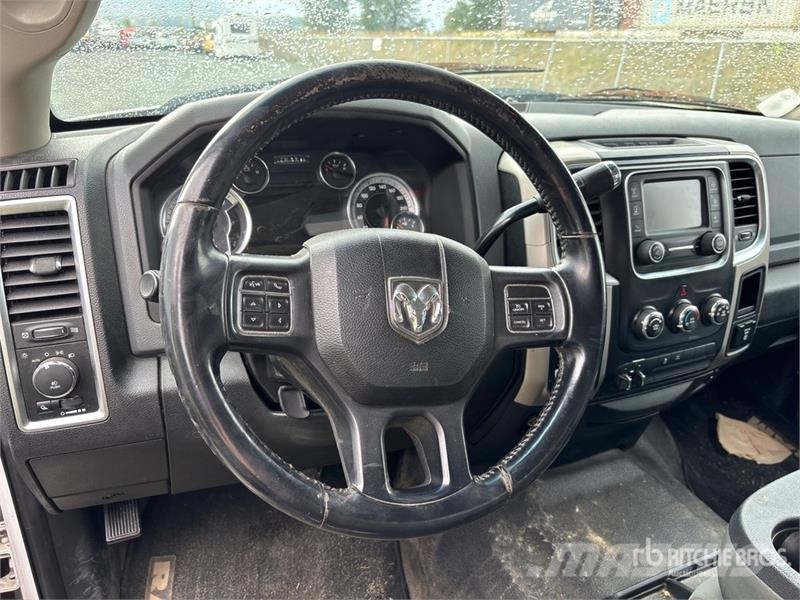 RAM 2500 4x4 Crew Cab Pickup Прочие фургоны