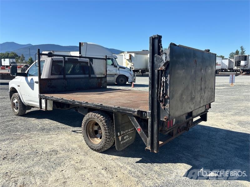 RAM 3500 4x4 Flatbed Truck Flatbed / Dropside trucks