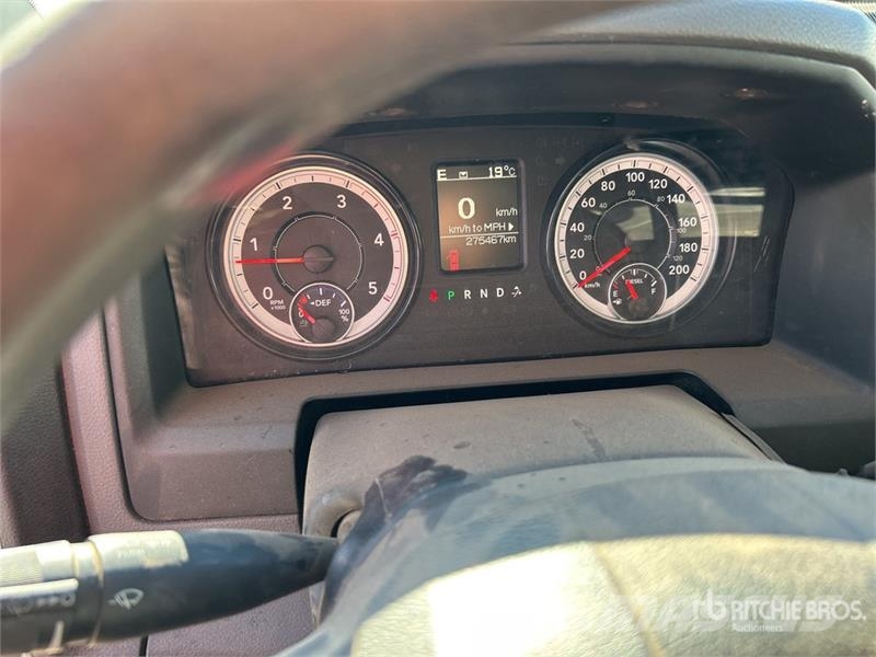 RAM 3500 SLT 4x4 Crew Cab Pickup Otros