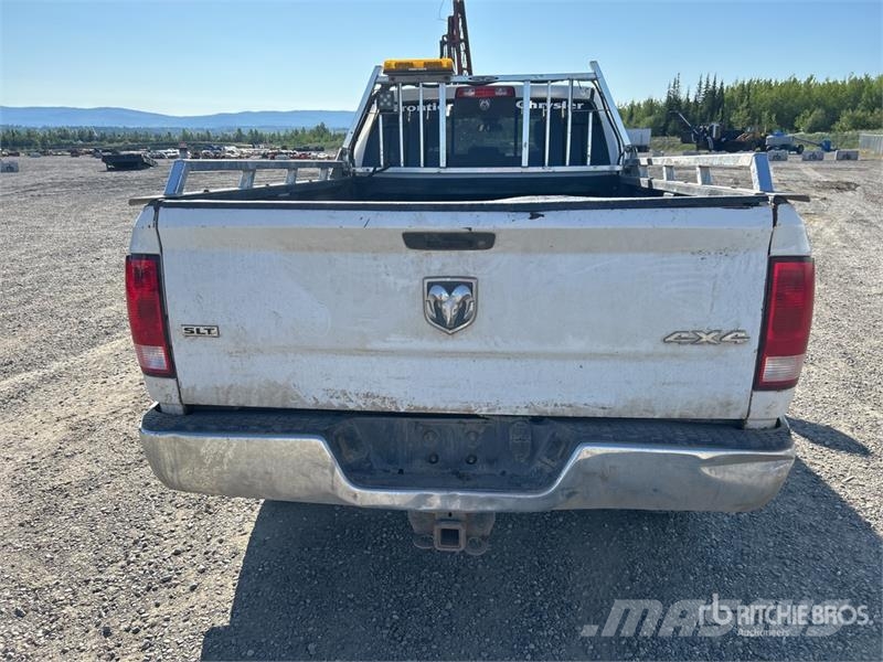 RAM 3500 SLT 4x4 Crew Cab Pickup Otros
