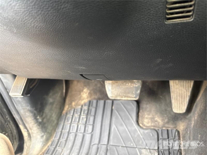 RAM 3500 SLT 4x4 Crew Cab Pickup Anders