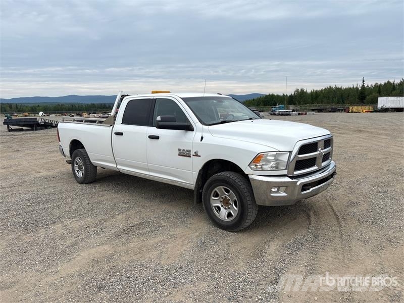 RAM 3500 SLT 4x4 Crew Cab Pickup Anders