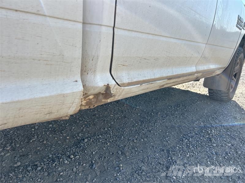 RAM 3500 SLT 4x4 Crew Cab Pickup Otros