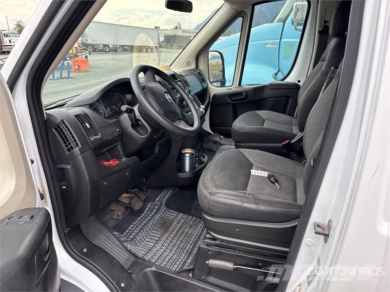 RAM Promaster 2500 Camperized Van Samochody osobowe