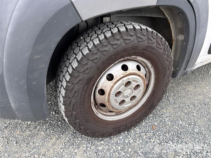 RAM Promaster 2500 Camperized Van Samochody osobowe