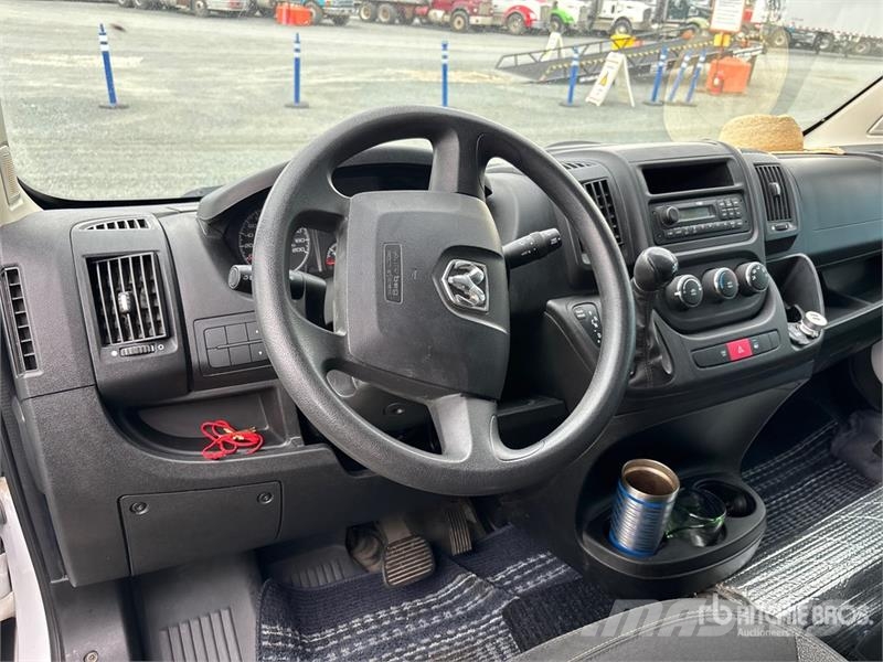 RAM Promaster 2500 Camperized Van Samochody osobowe