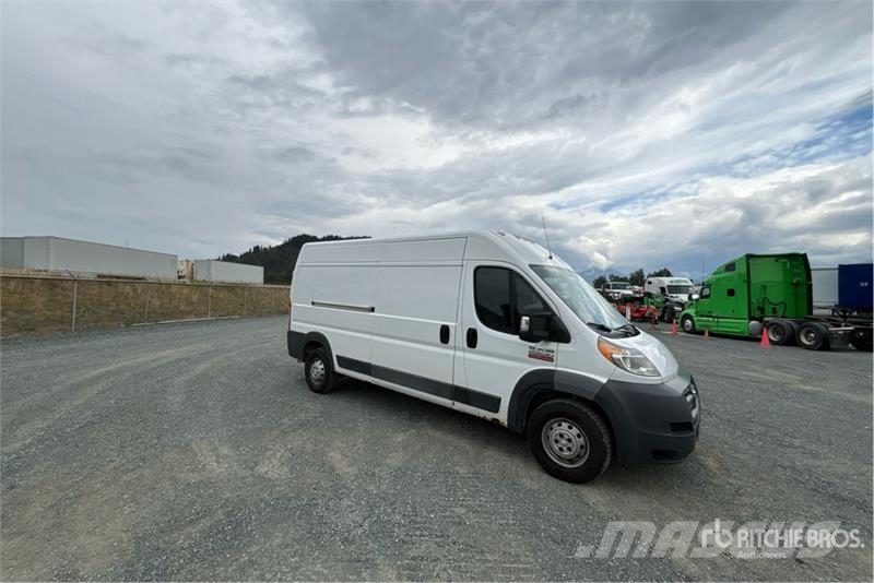 RAM Promaster 2500 Camperized Van Samochody osobowe