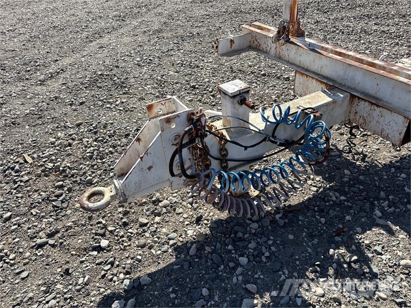 Roadrunner Pole Trailer مقطورات أخرى