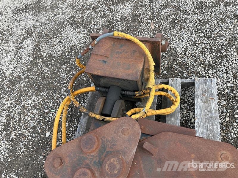  Rotating Excavator Grapple خطاطيف