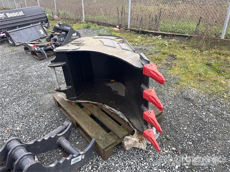 Rototilt 24 in Digging Excavator Bucket Kašike / Korpe