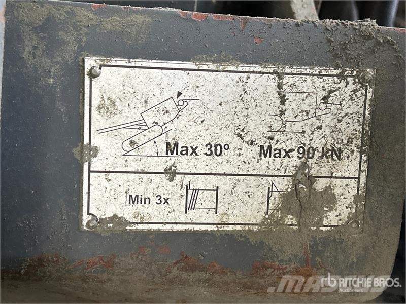 Sandvik DX800 Other drilling equipment