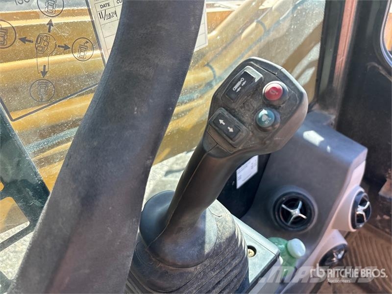 Sany SS270V Skid Steer Loader Liukuohjatut kuormaajat