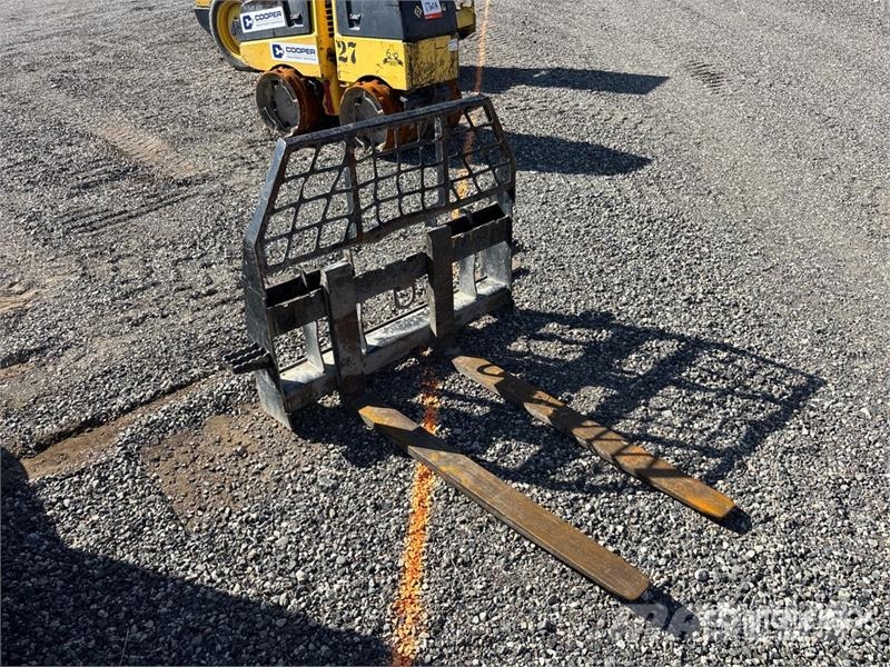 Sany SS270V Skid Steer Loader Liukuohjatut kuormaajat