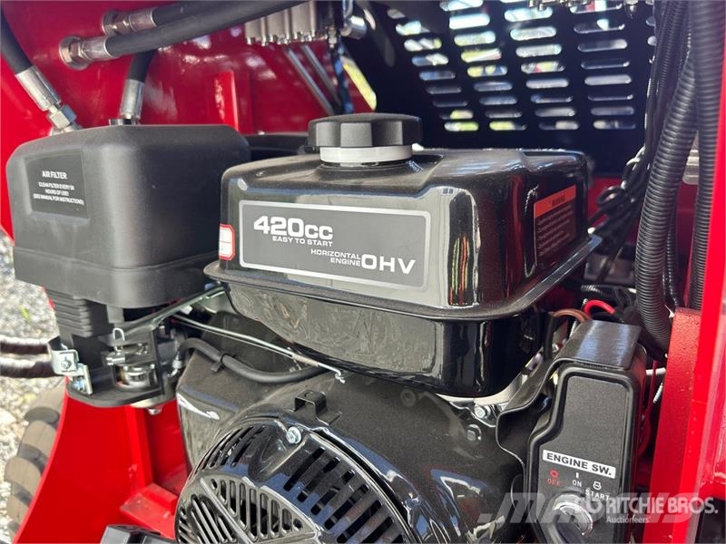 SDLOOL SL-323TZ Mini Skid Steer Loader (Unused) Skid steer loaders