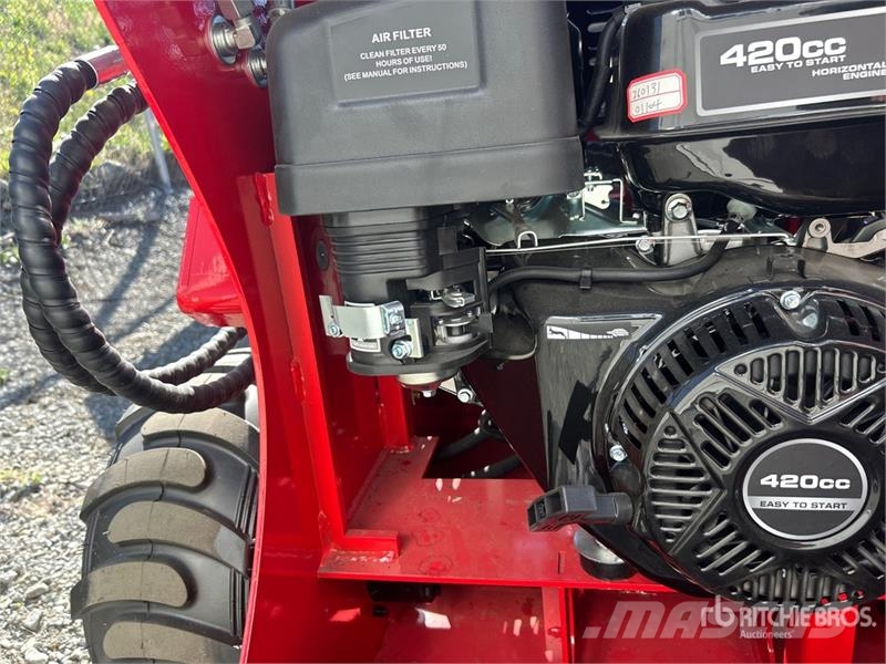 SDLOOL SL-323TZ Mini Skid Steer Loader (Unused) Skid steer loaders