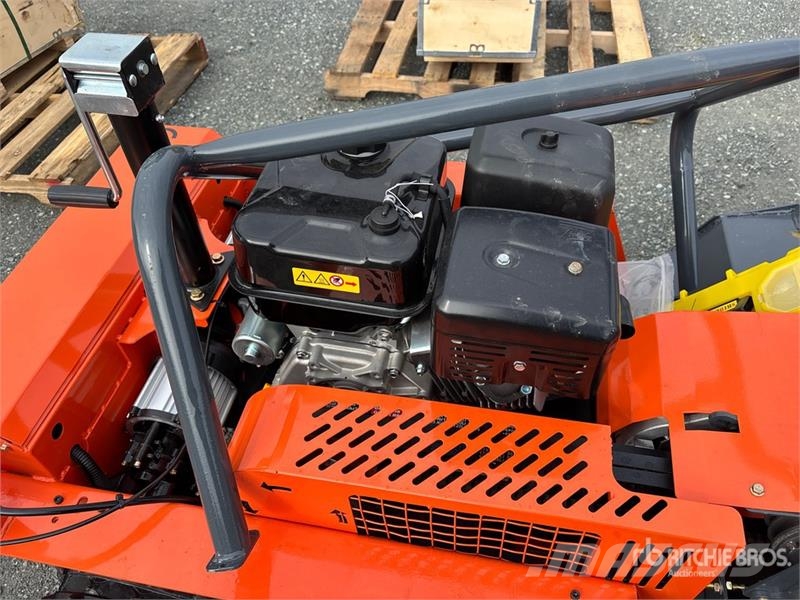 SDLOOL SL-LM1000Q Remote Control Crawler Lawn Mowe Murutraktorid