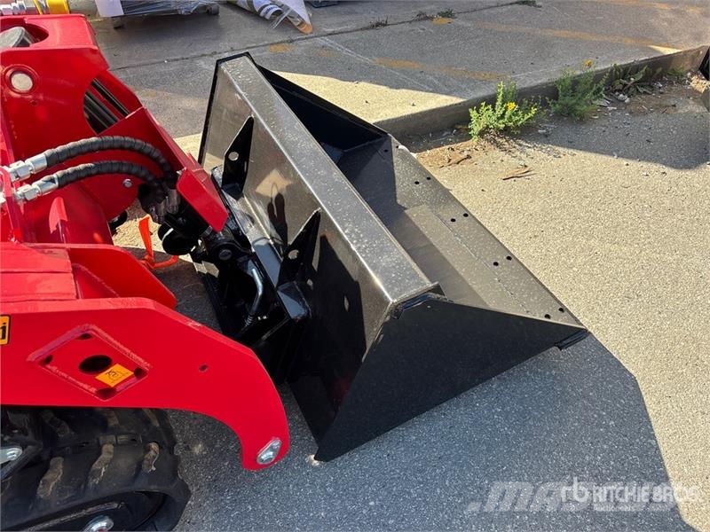 SDLOOL SL-V1000 Mini Compact Track Loader (Unused) スキッドステアローダー