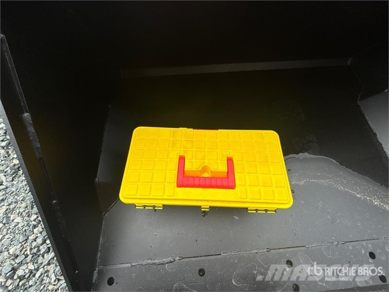  SDLOOL SL-V1000 Mini Compact Track Loader (Unused) لوادر انزلاقية التوجيه