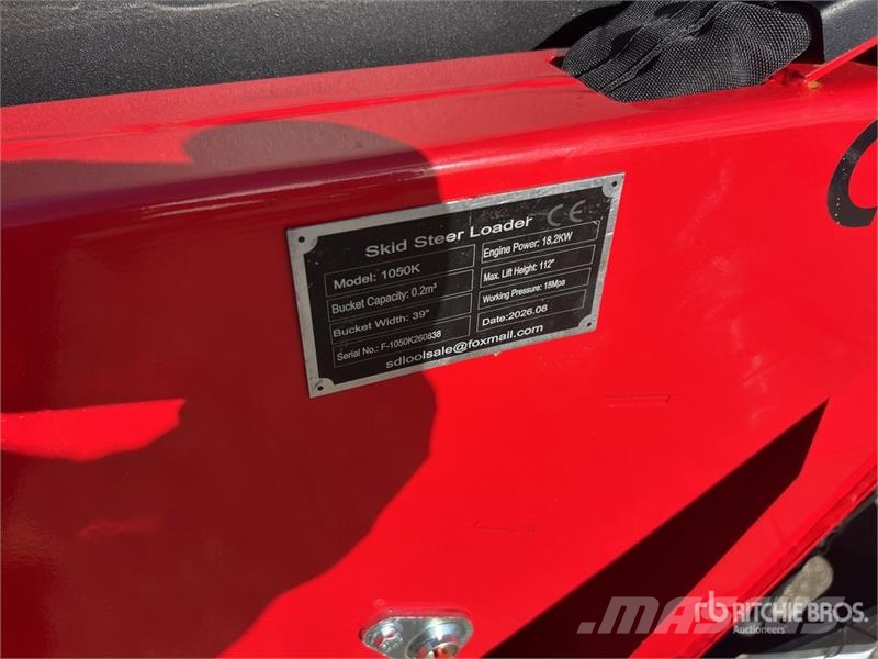  SDLOOL SL-V1000 Mini Compact Track Loader (Unused) Skid steer loaders