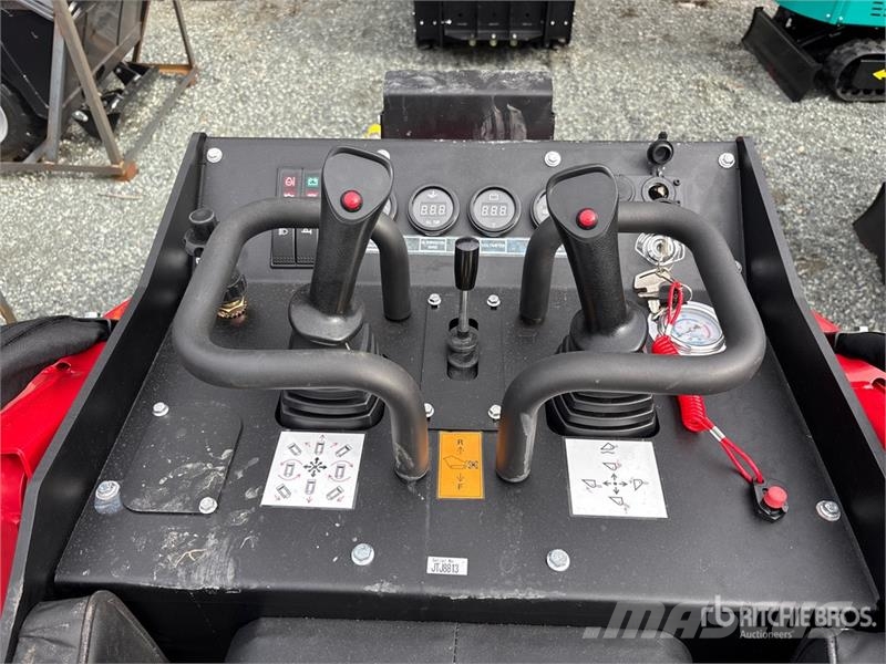  SDLOOL SL-V1000 Mini Compact Track Loader (Unused) لوادر انزلاقية التوجيه
